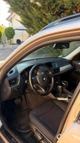 BMW X1 - BMW X1 mit Benzin-Antrieb: Limousine