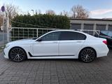 BMW 740d xDRIVE M PAKET 22" S.DACH ACC HUD MASSAGE - weiße BMW 7er Reihe