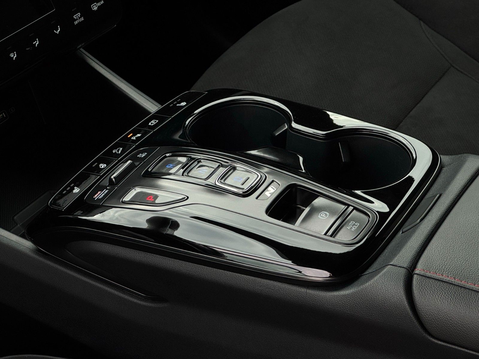 Fahrzeugabbildung Hyundai Tucson 1.6 T-GDI N-Line PHEV 4WD KRELL CAM ACC