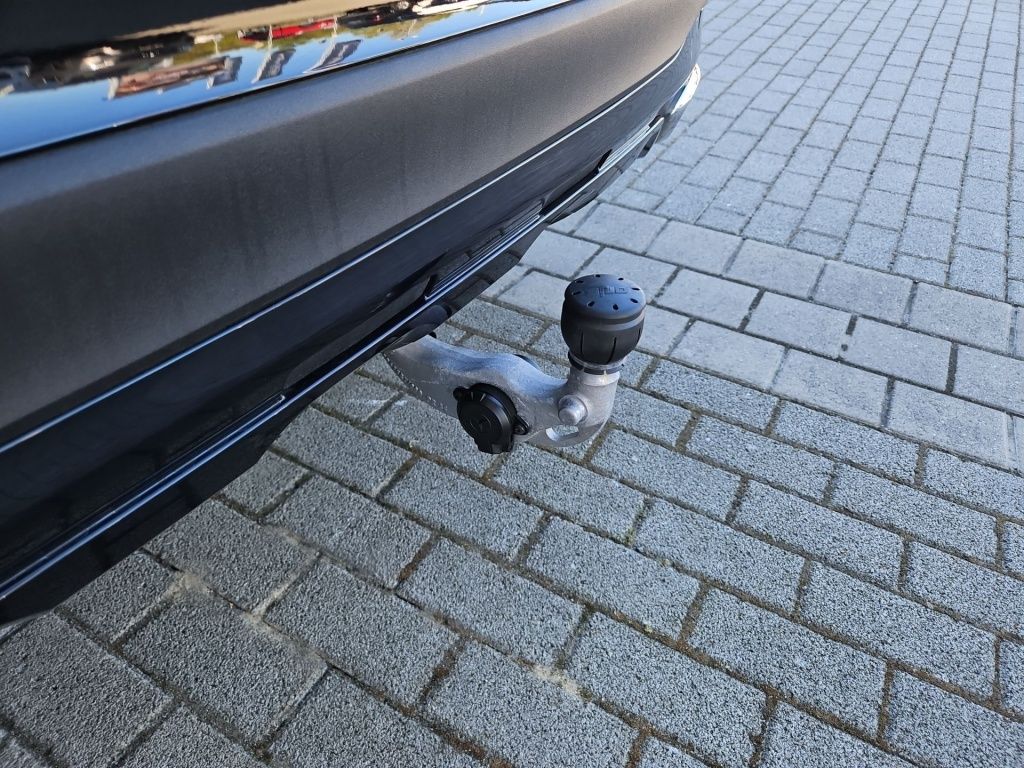Fahrzeugabbildung Mercedes-Benz GLC 300 4M AMG Night AHK SDHZ Pano Memory LED