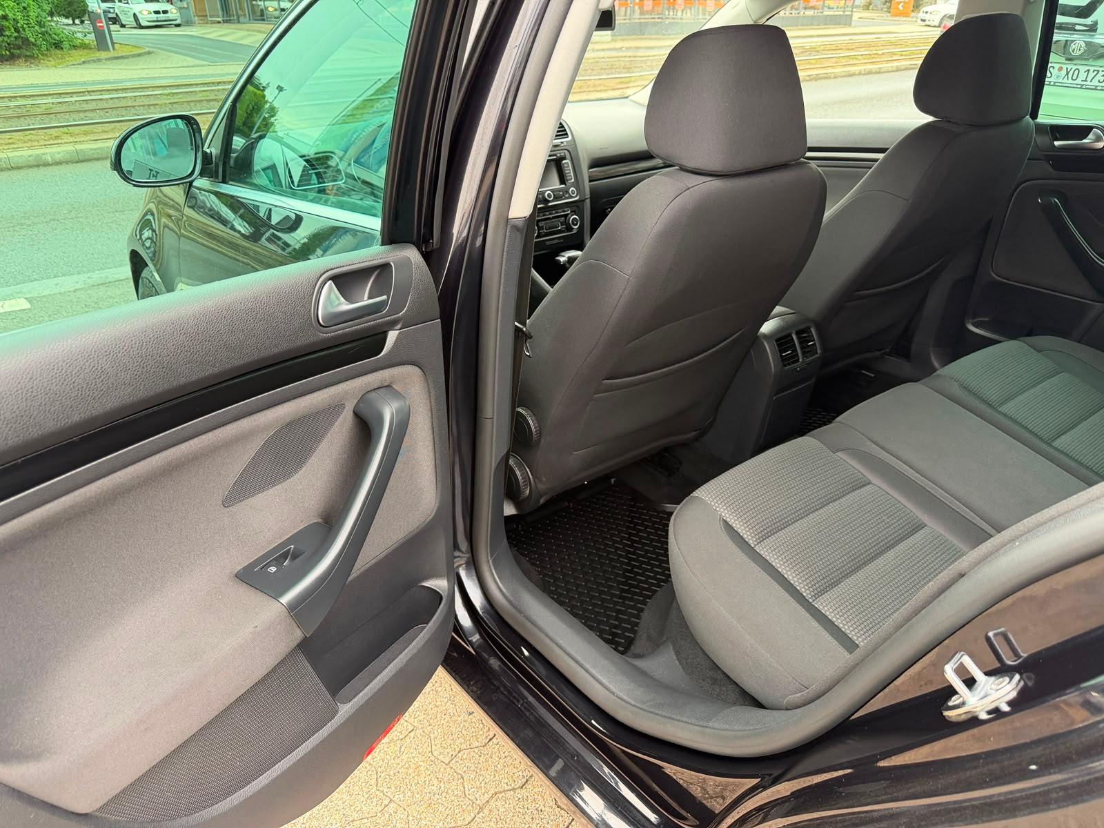 Volkswagen Golf 2009 — photo 13
