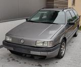 Volkswagen Passat 35i Kombi - Volkswagen Passat aus 1992: Kombi