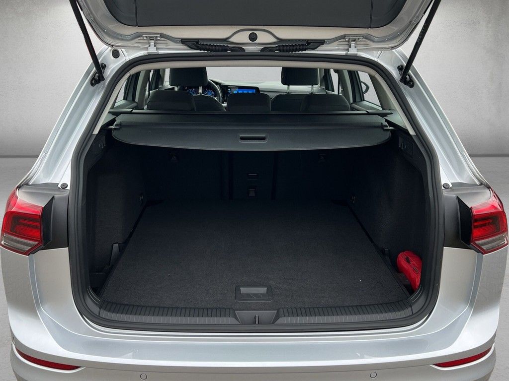 Volkswagen Golf VIII Variant 2.0 TDI DSG Life Navi APP foto 5