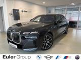 BMW 740 d xDrive M Sport PanoSky StHzg IconGl Aktivl - BMW 740 in Wiesbaden