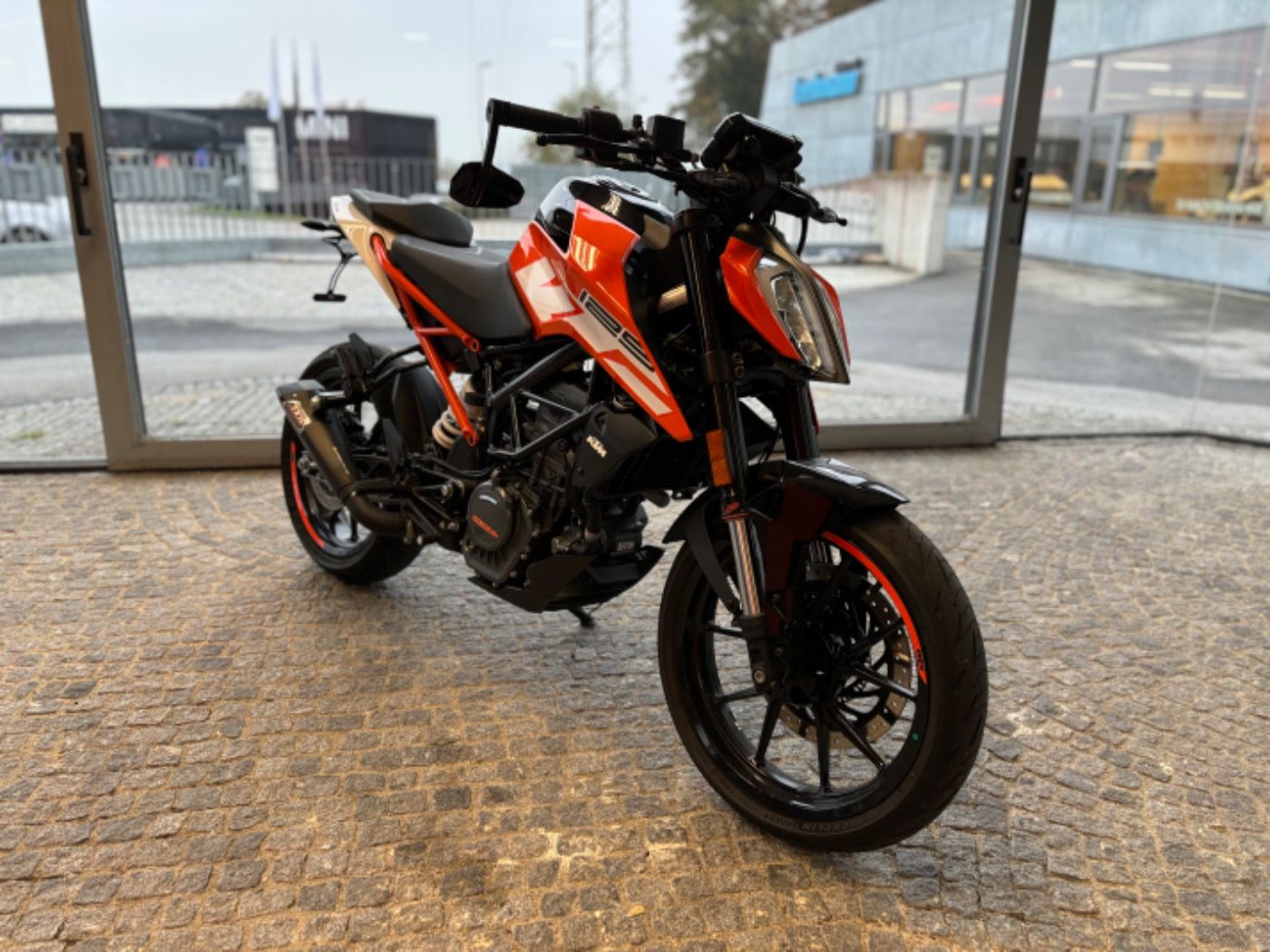 Fahrzeugabbildung KTM 125 Duke