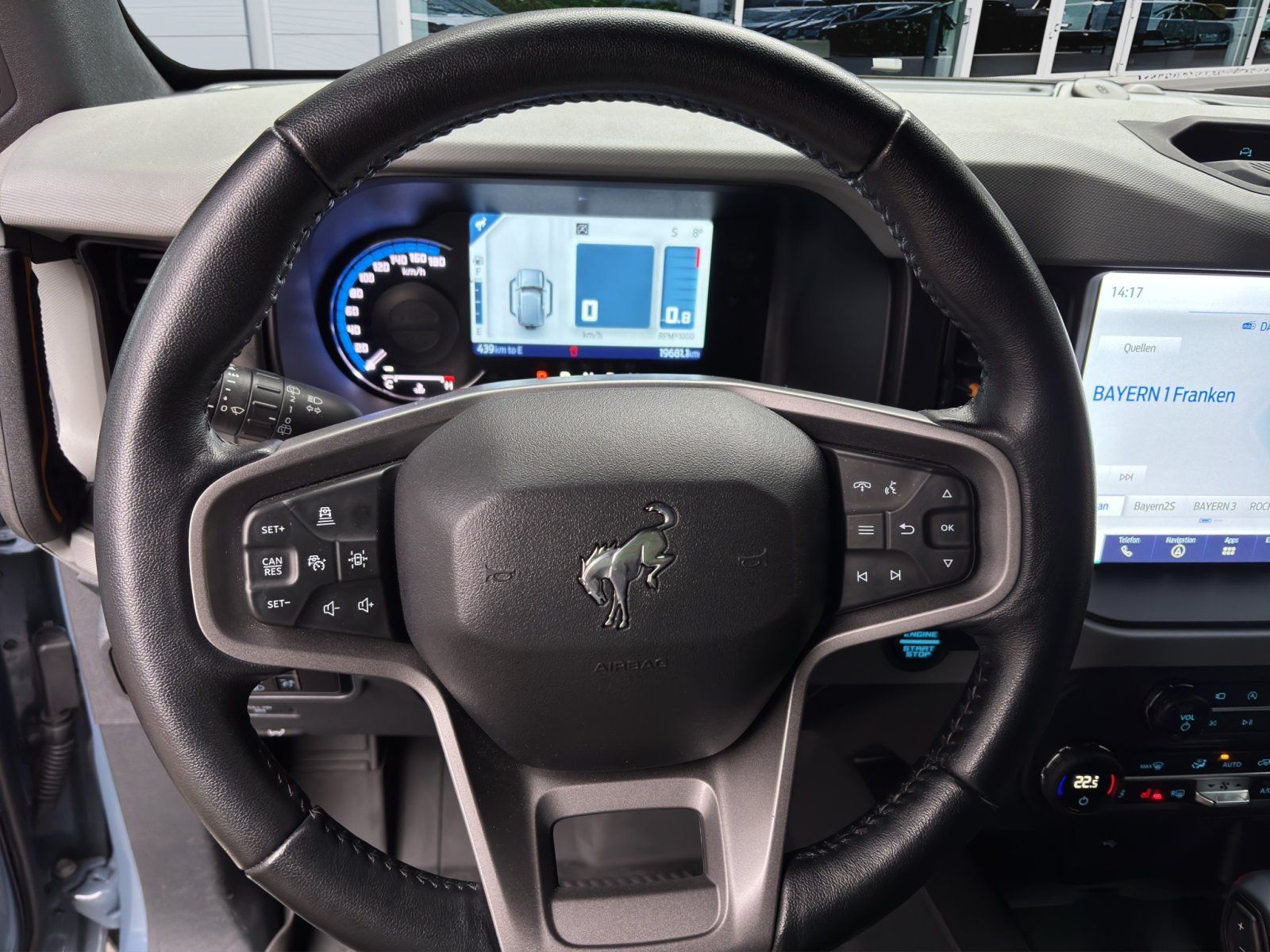 Fahrzeugabbildung Ford Bronco 2.7l EcoBoost V6 Badlands e-4WD #360-Gr