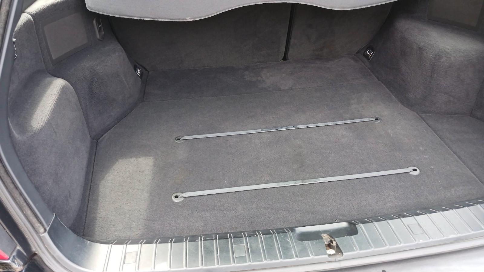 BMW 320 2004 — photo 7