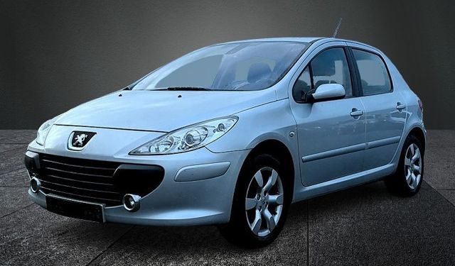 Peugeot 307 2.0 16V 140 PS  Aut.* Klima * PDC *