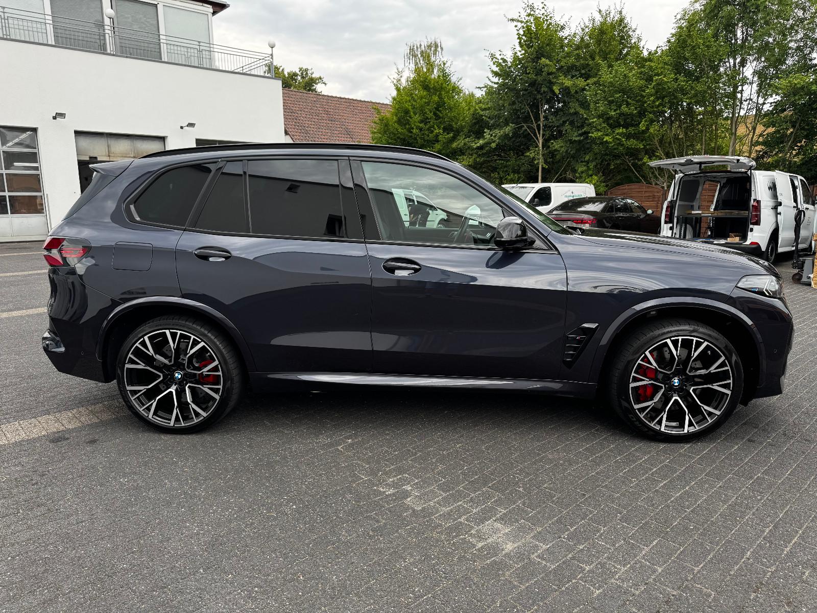 BMW X5 M Comp-Bowers&Wilkins+Sky Lounge+AHK+MATRIX