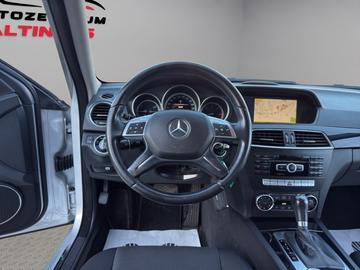 صورة مصغرة 17 لـ 2012 Mercedes-BENZ C 220