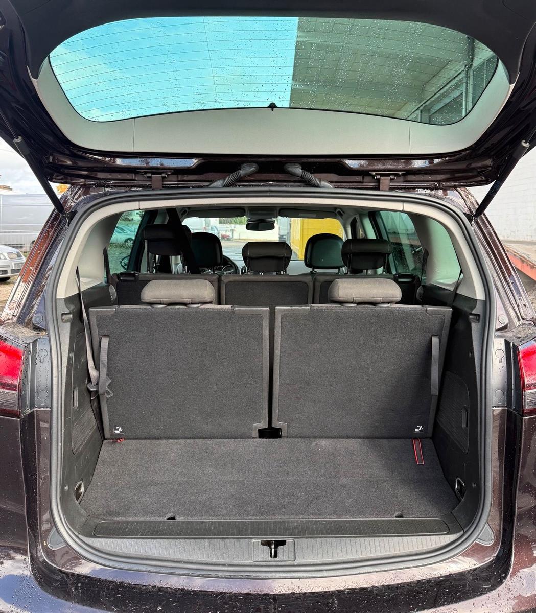 Opel Zafira tourer 2015 — photo 12