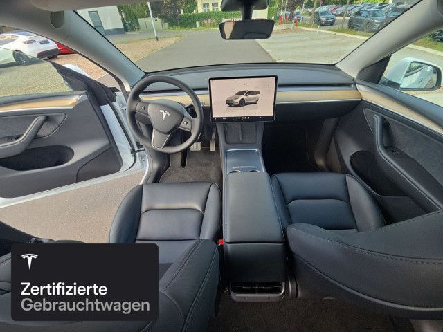 Tesla Model Y Long Range AWD foto 14