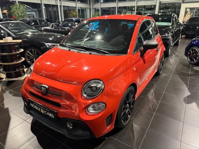 Fahrzeugabbildung Abarth 695 Autom. Beats Navi Carplay PDC