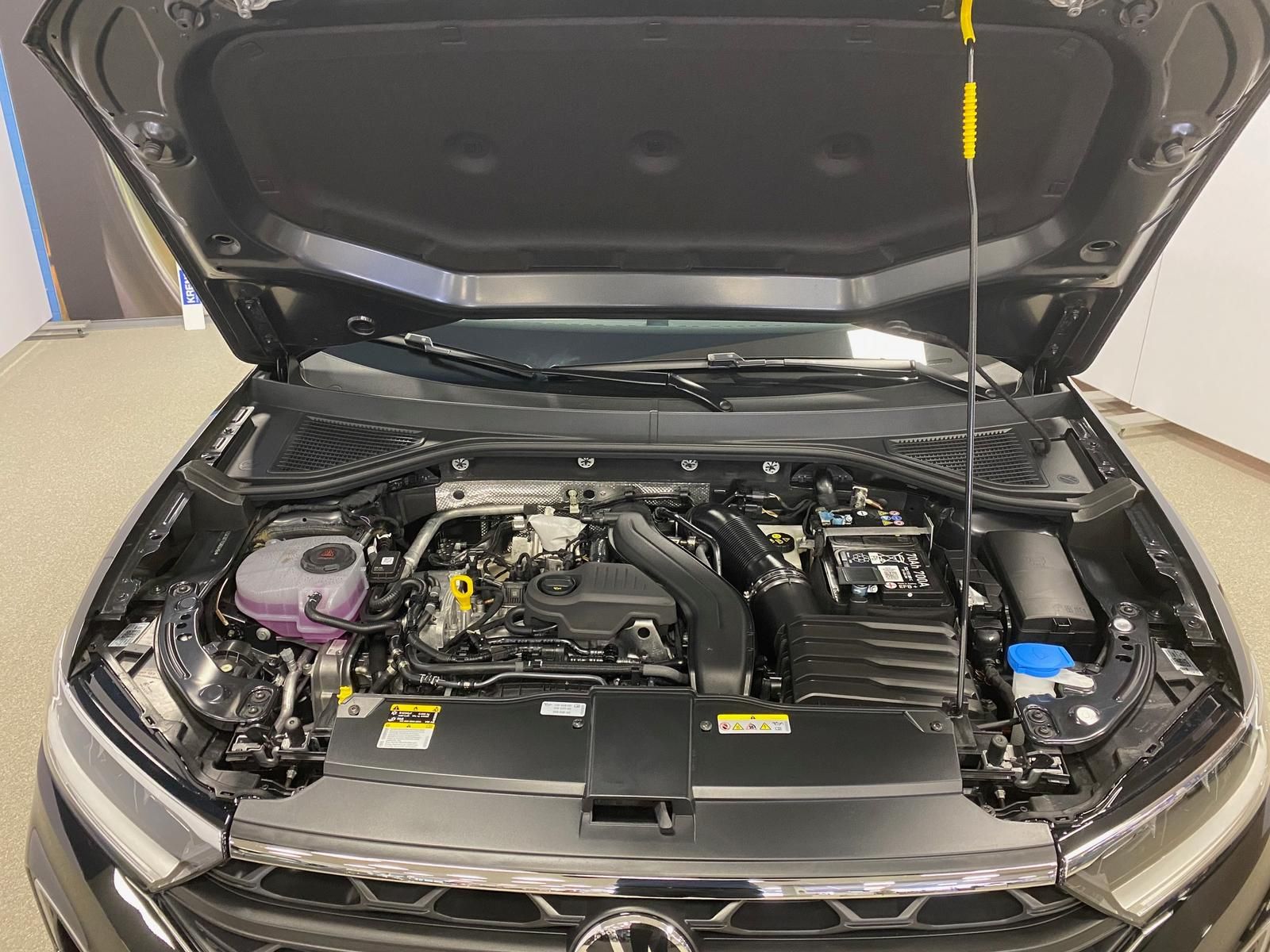 Fahrzeugabbildung Volkswagen T-Roc 1.5 TSI DSG LIFE+ACC+AHK+BHZ Lenkrad+RFK++