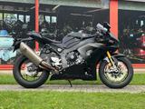 Honda CBR1000RR-R Fireblade SP | Ex Vorführer | 1000km - HONDA CBR 1000 RR FIREBLADE