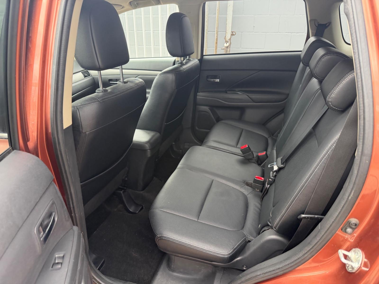 Mitsubishi Outlander 2.2* 4WD* 7 Sitzer*Euro5*Leder*Kamera*
