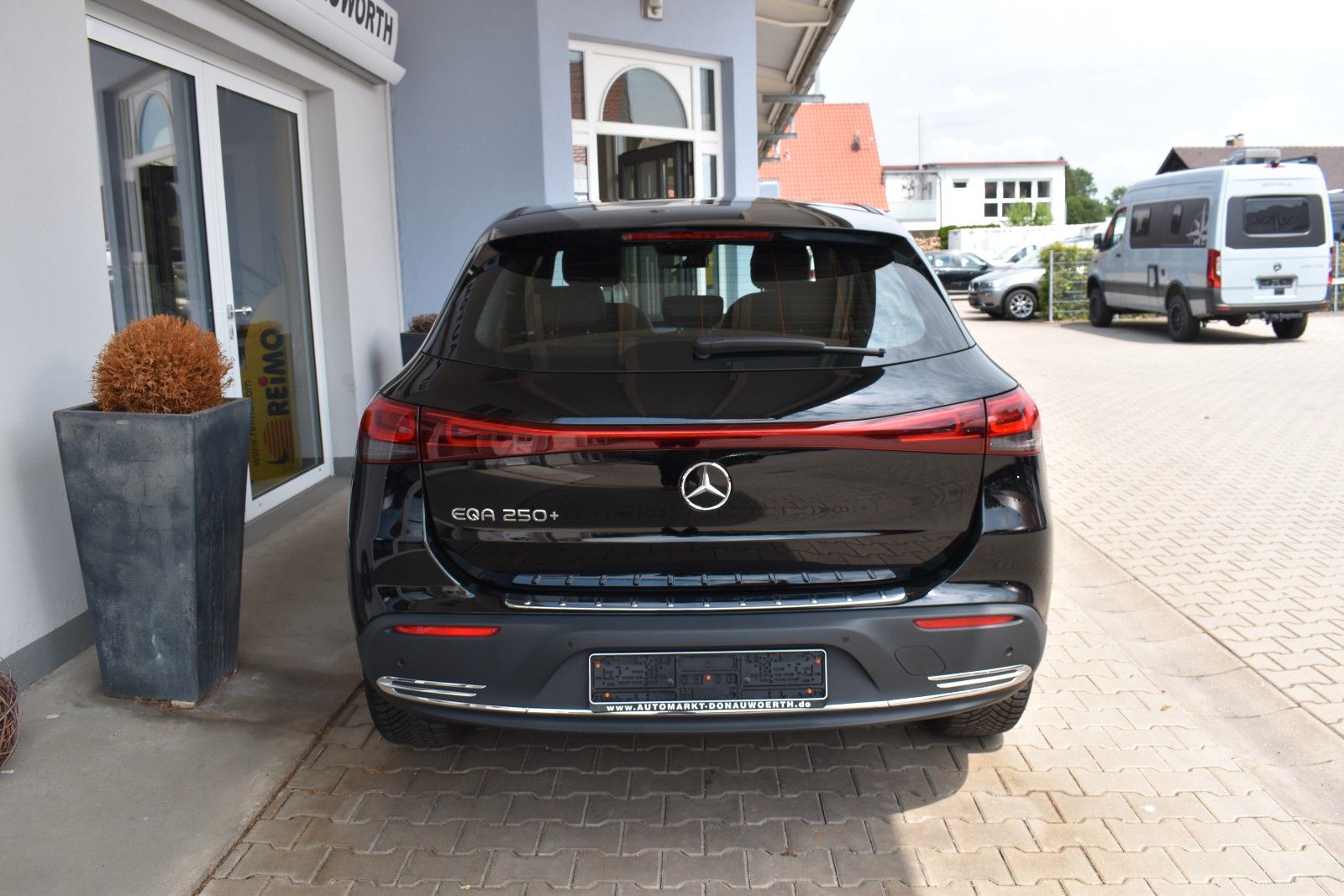 Mercedes-Benz EQA EQA 250+ Progressiv Distronic LED Advanced + foto 7