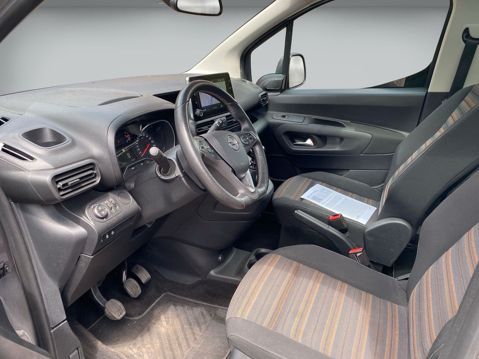 Fahrzeugabbildung Opel Combo Life E Innovation