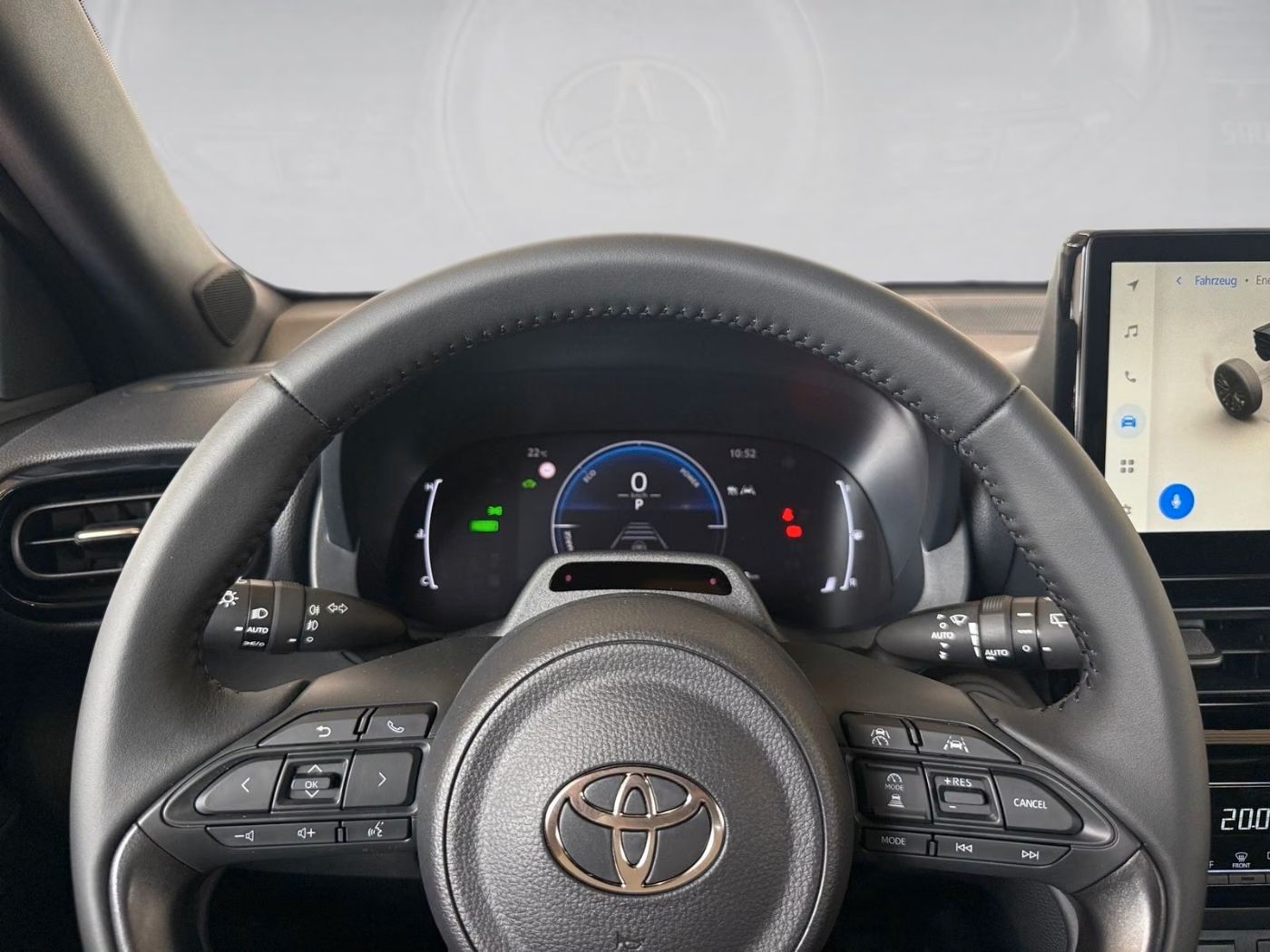 Fahrzeugabbildung Toyota Yaris Cross Teamplayer 1.5-Hybrid KAMERA LED ACC