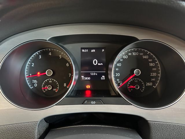 Volkswagen Golf Sportsvan *TEMPO*NAV*PDC*CAM*2-ZONEN*AHK*