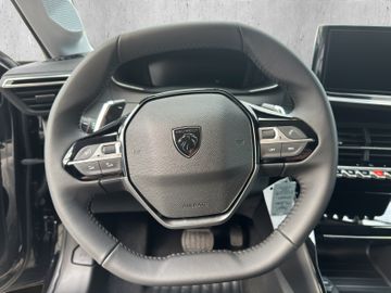 Peugeot 208 Allure HYBRID 110 e-DSC6 +KAM+SHZ+PDC+LED