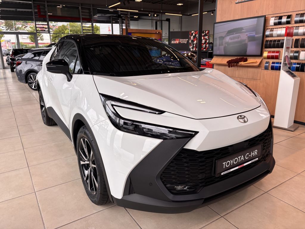 Toyota C-HR — fotografia 3