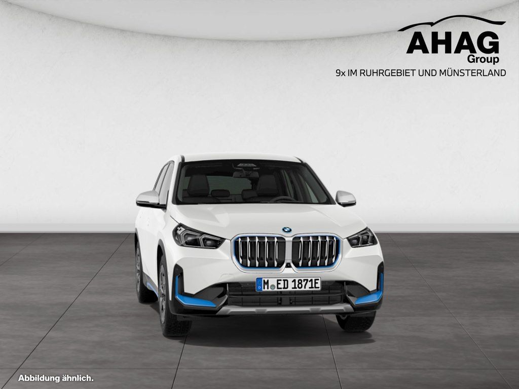 BMW iX1 - Bild 10