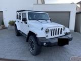 Jeep Wrangler 2.8l CRD Unlimited Sahara Automatik... - Jeep Wrangler von privat