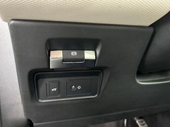 Fahrzeugabbildung Land Rover Discovery Sport R-DYNAMIC *PANO*LED*ACC*360°