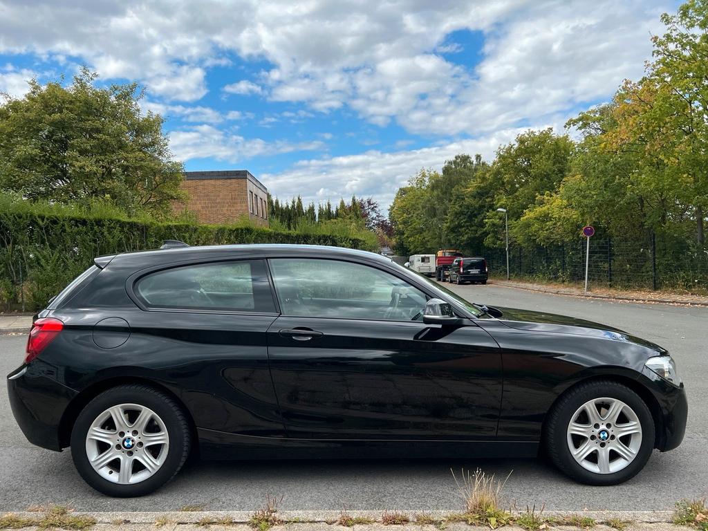BMW 114