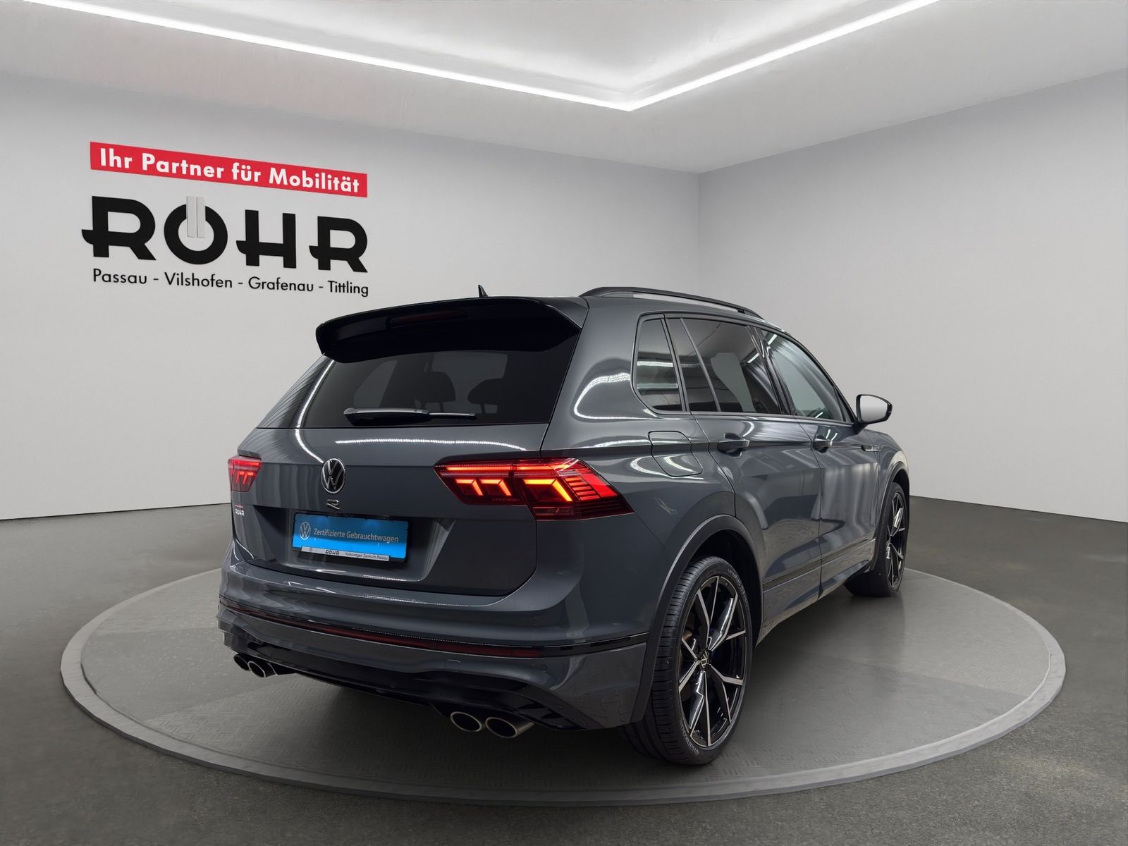 Volkswagen Tiguan R 2 .0 TSI 235KW 7-Gang DSG 4M foto 5