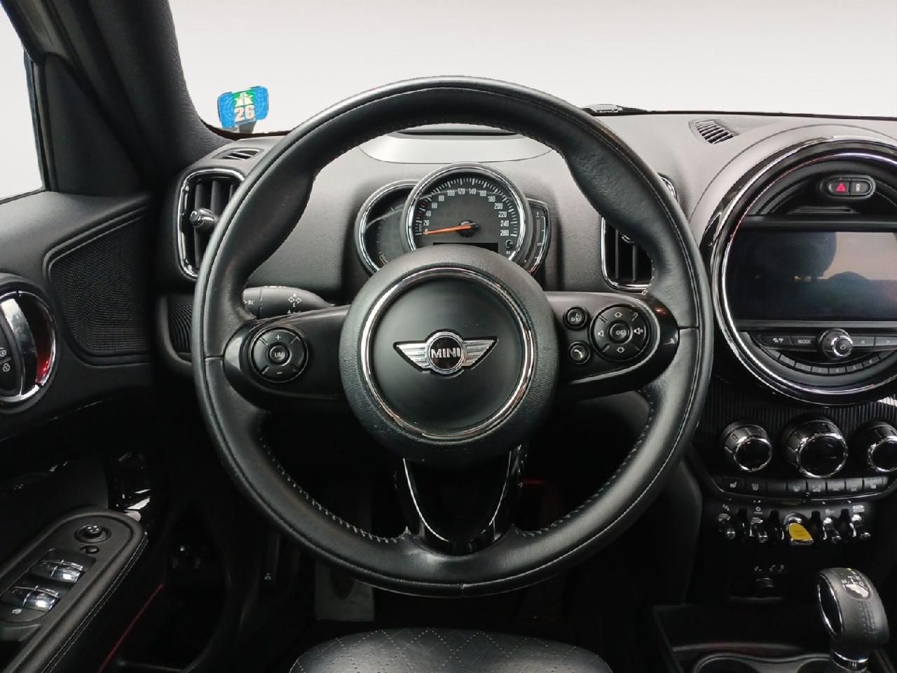 Fahrzeugabbildung MINI Countryman Cooper SE All4