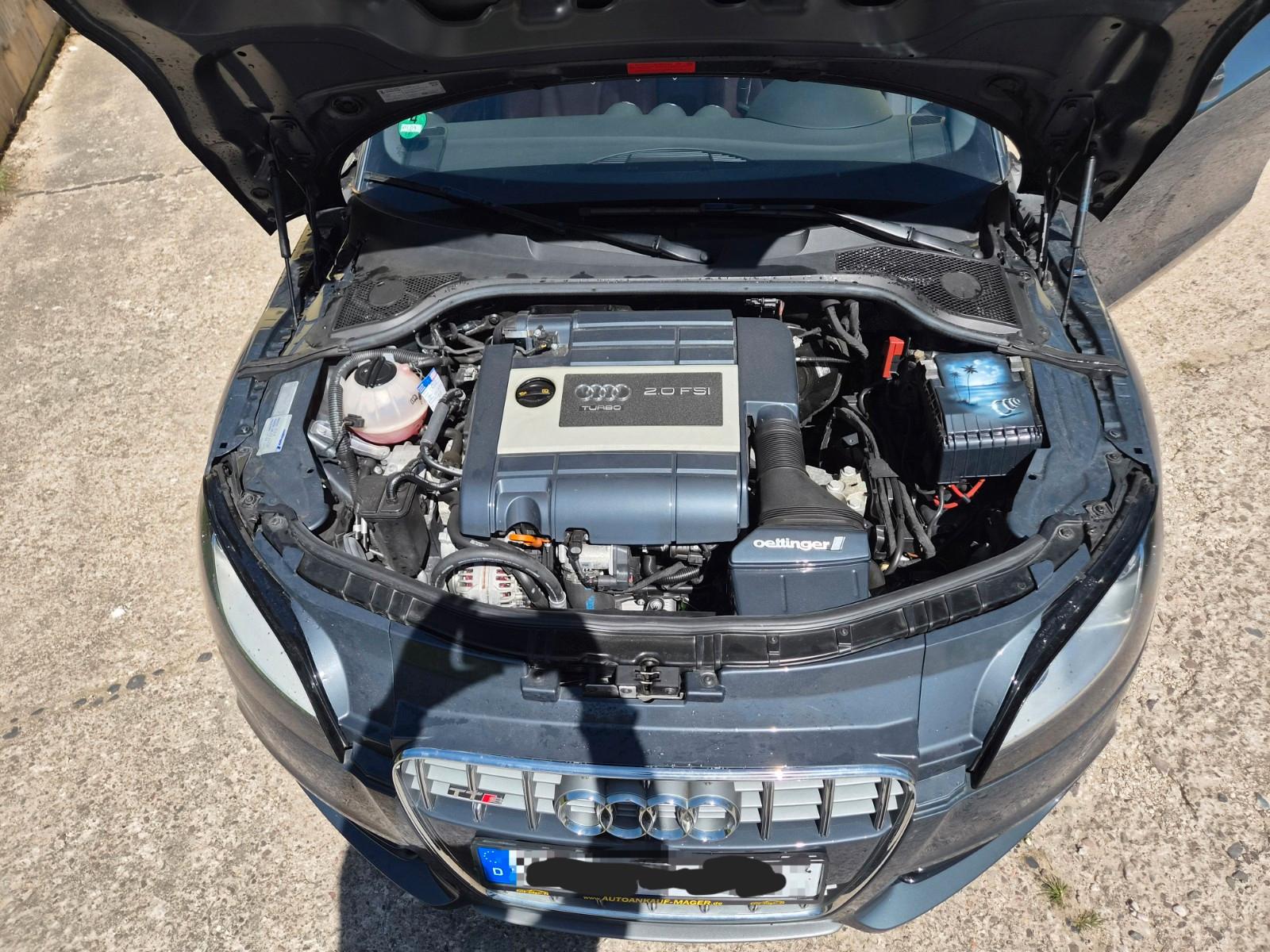 Audi TT Roadster 2.0 TFSI S tronic quattro -