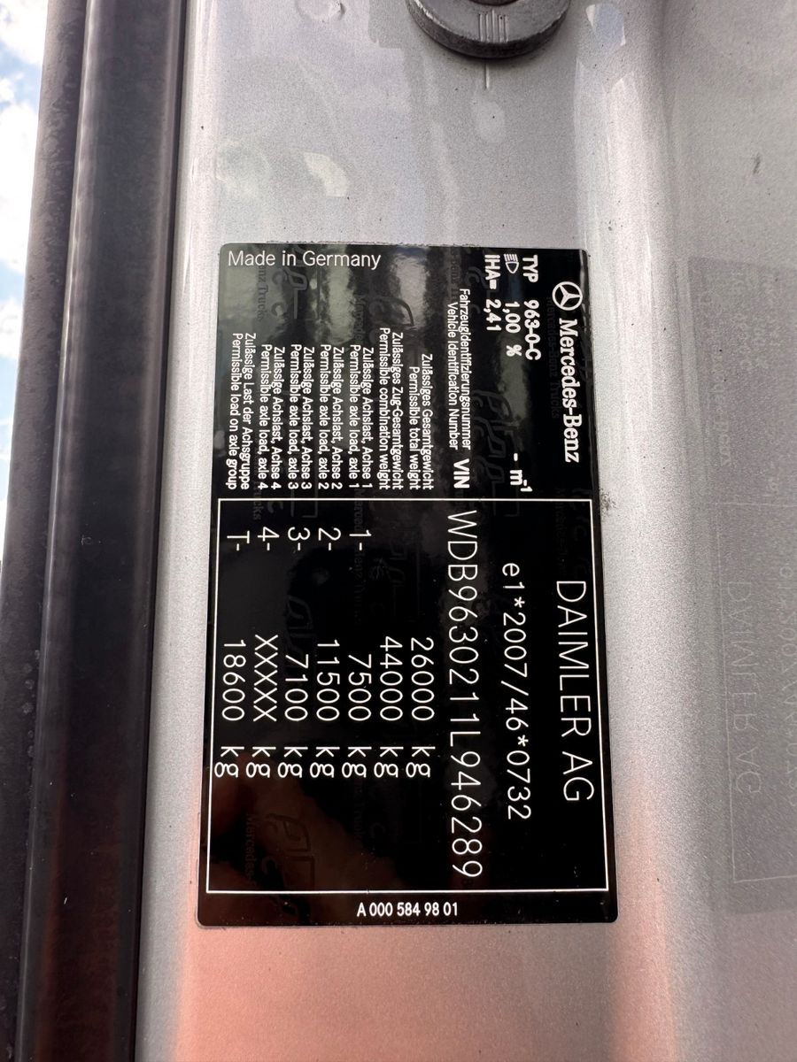 Fahrzeugabbildung Mercedes-Benz Actros 2545LnR 6x2 Retarder BigSpace PPC