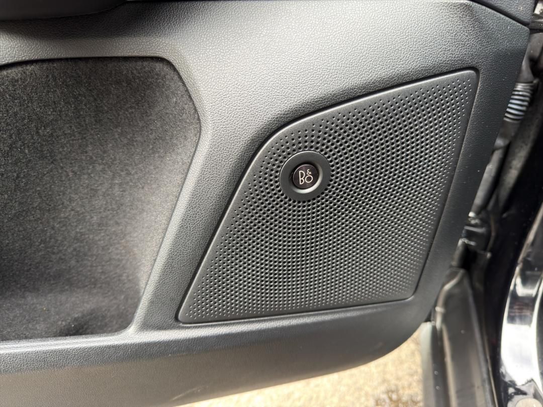 Fahrzeugabbildung Ford Focus Titanium X LED Kamera AHK ACC Winter-Paket