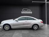 Mercedes-Benz E 200 Coupe *Pano*Navi*SitzHZ*LED* - Mercedes-Benz E 200 in Bremen