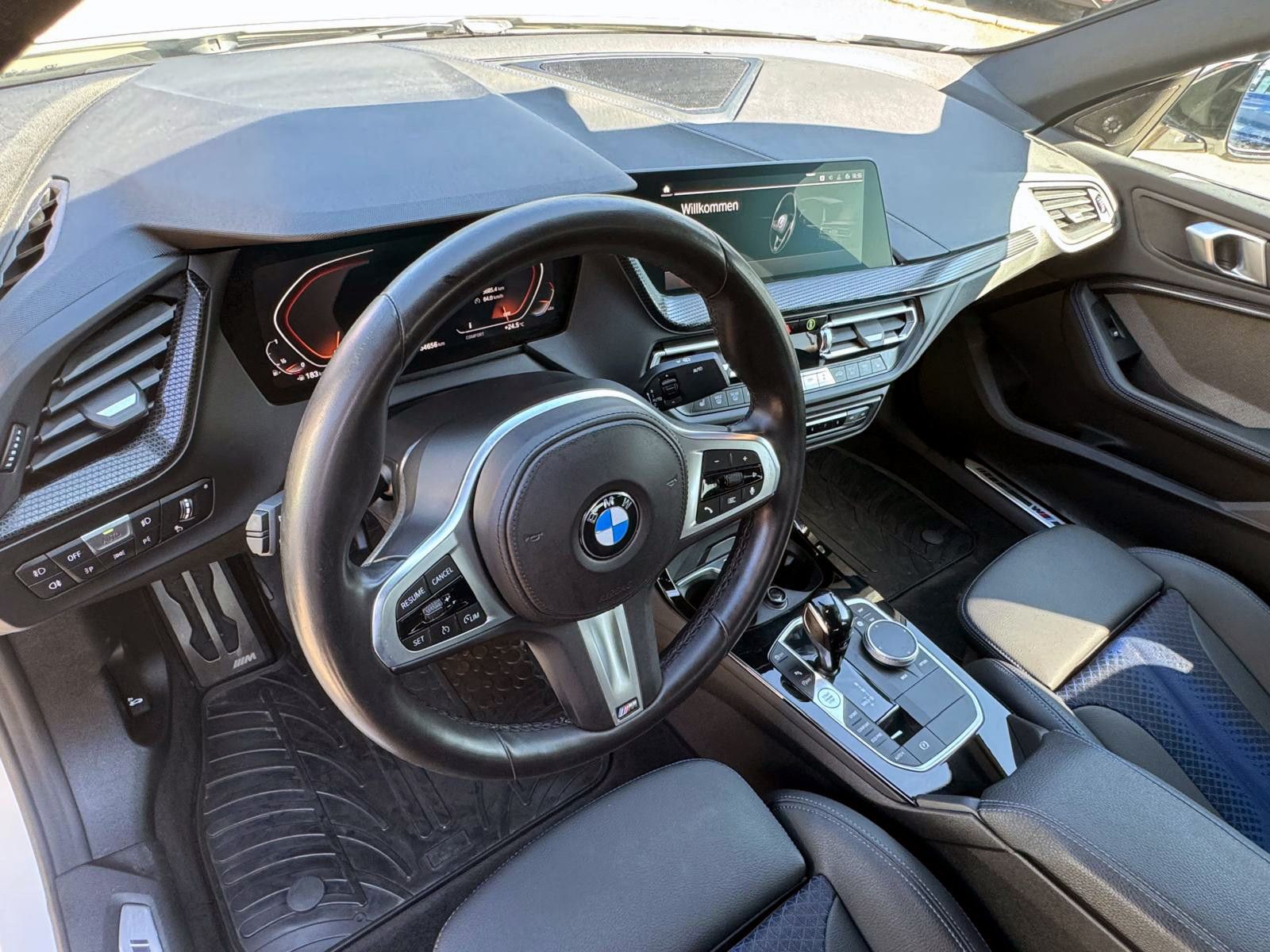 Fahrzeugabbildung BMW 220i Gran Coupé Steptr. M-Sport LED H&K KAM SHZ