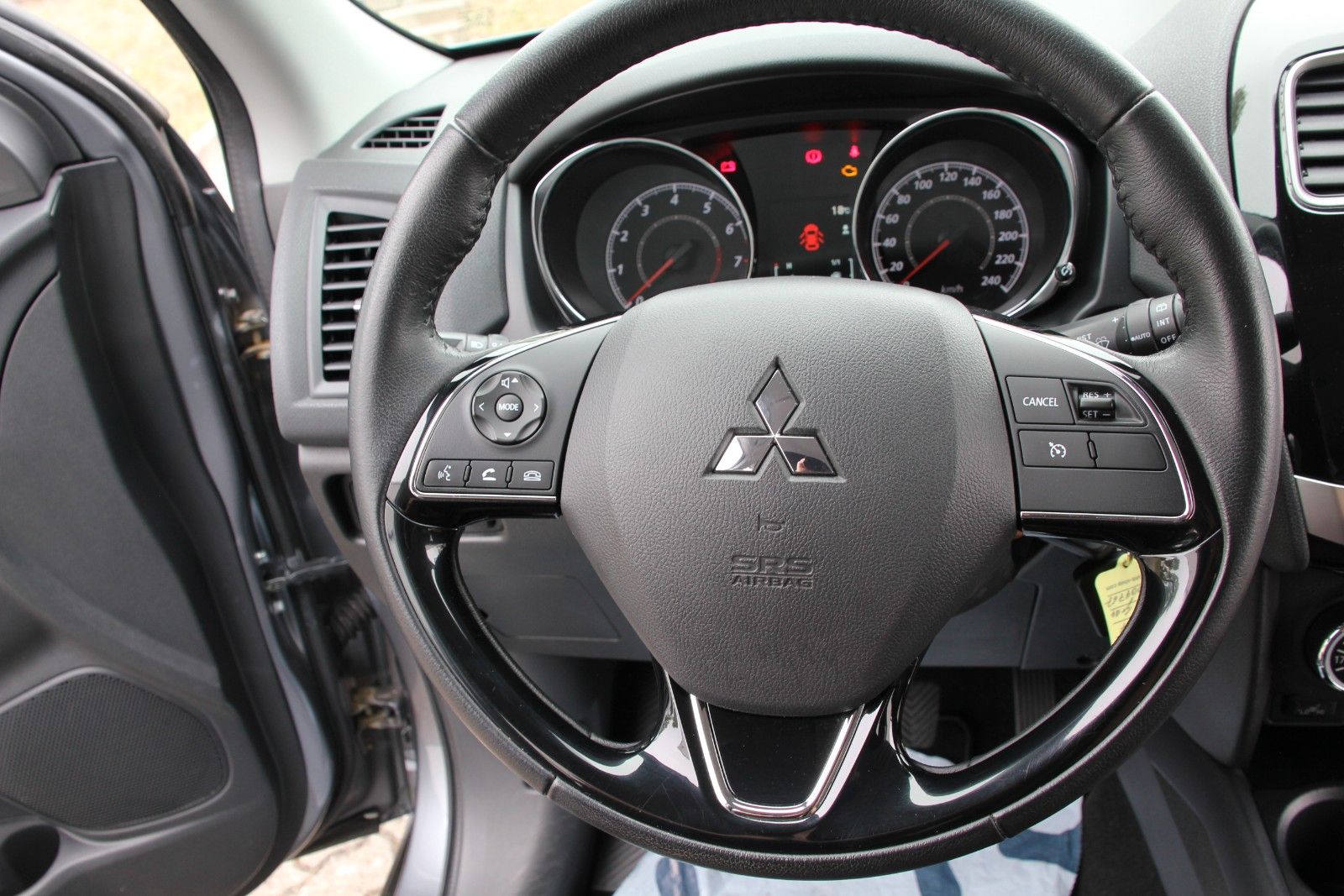 Fahrzeugabbildung Mitsubishi ASX Diamant Edition 2WD