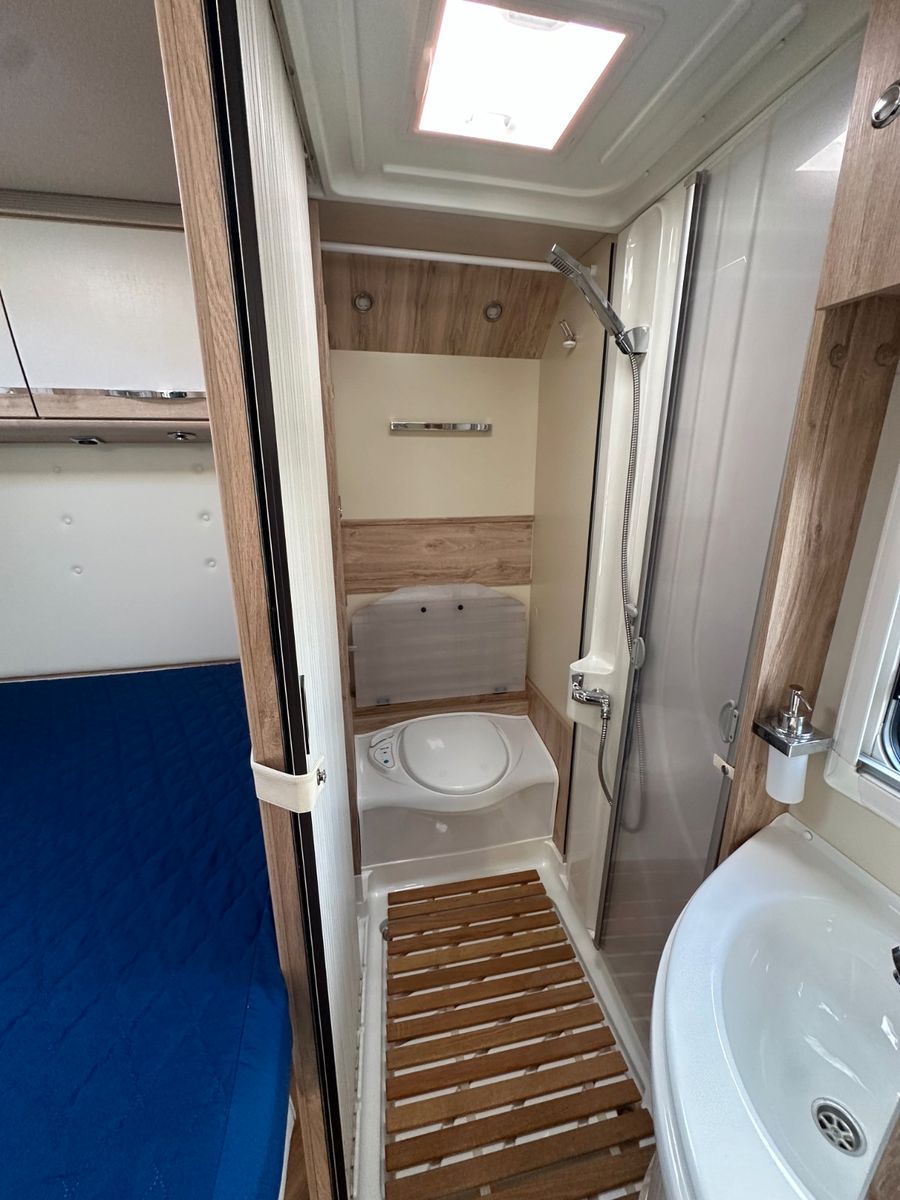 Fahrzeugabbildung Eura Mobil Profila T 675 SB