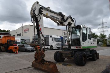 LIEBHERR A 900 C  3 Löffel Klima