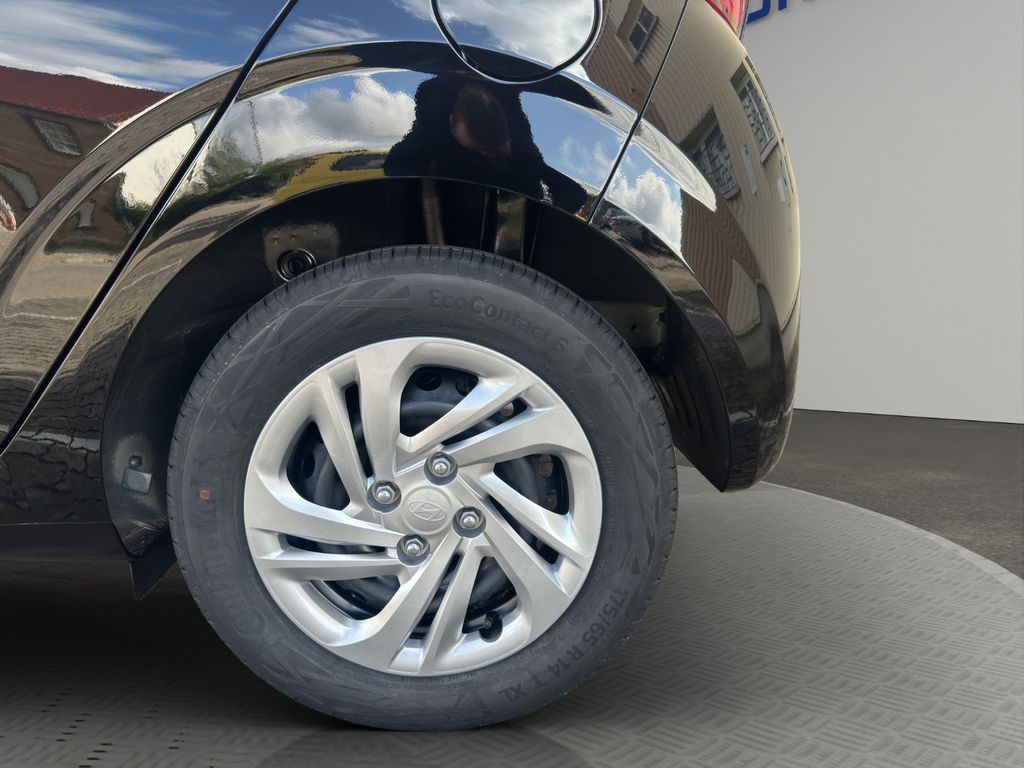 Hyundai i10 1.0 SELECT - INCL. NAVI - SOFORT