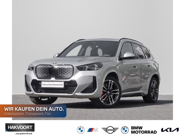 BMW iX1 xDrive30 M Sport Pro AHK Kamera Harman Kardo