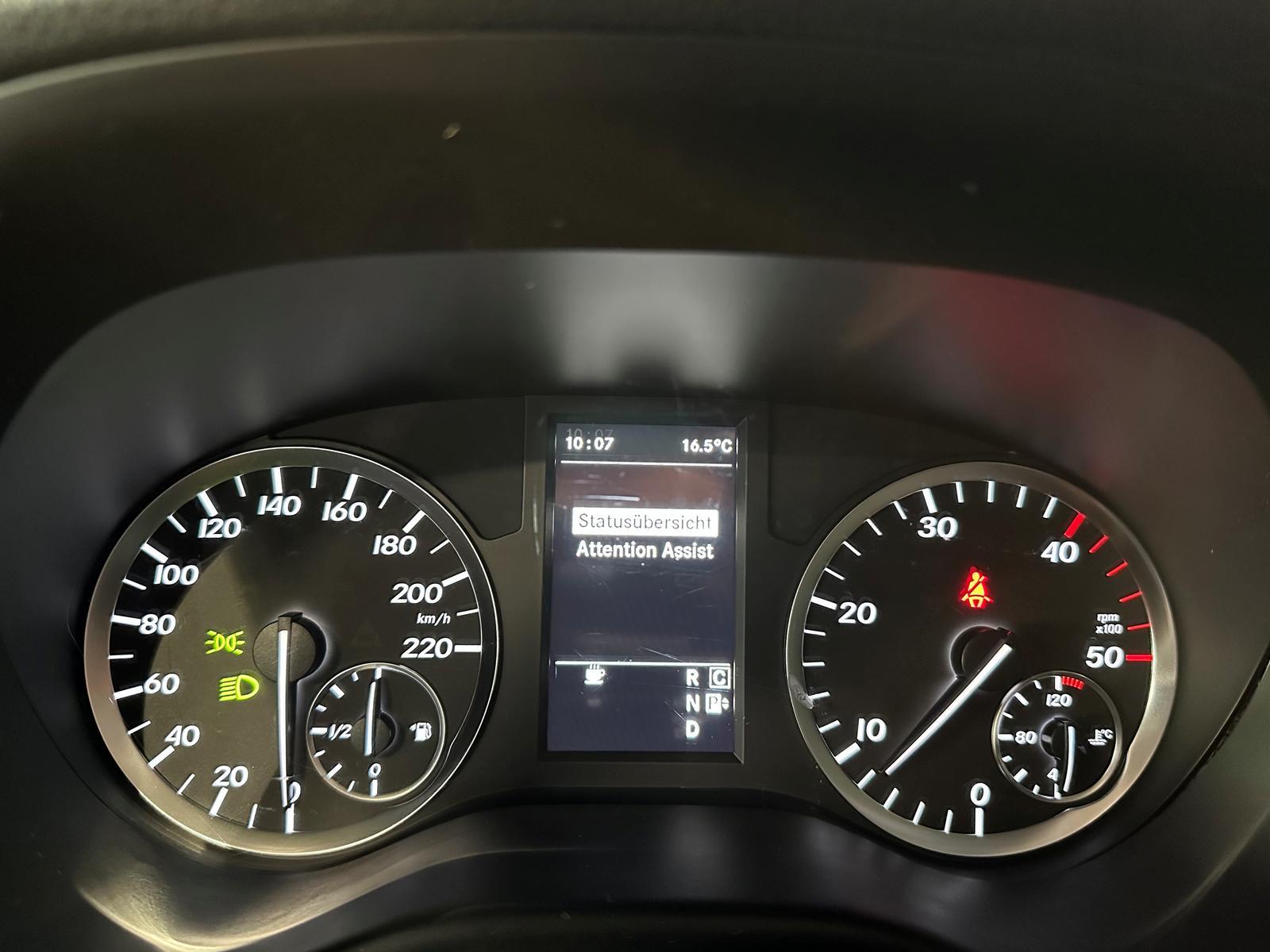 Mercedes-Benz VITO TOURER 114 4X4 LANG 2xSCH-TÜR 8SITZE STANDH