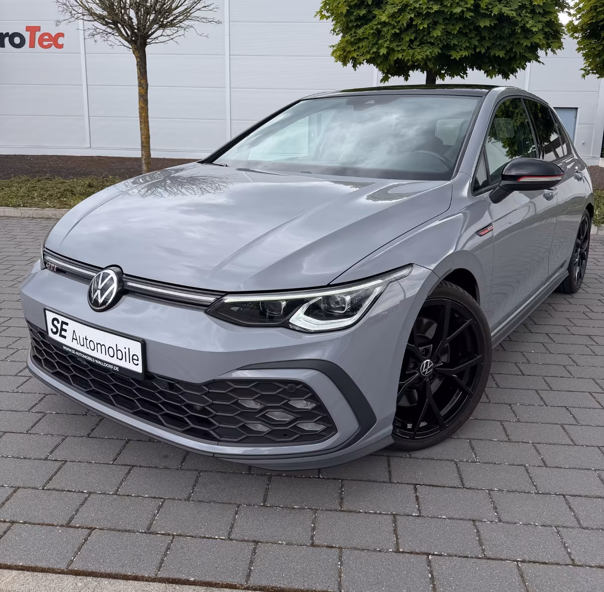 Volkswagen Golf VIII Lim. GTI MATRIX-LED*PANO*HARMAN-KARDON