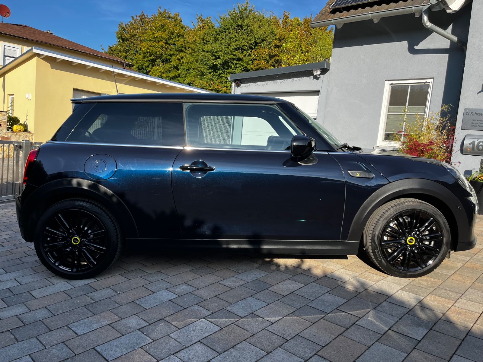 MINI Cooper SE Pano HUD H/K Navi LED Kam 17 imagem 3