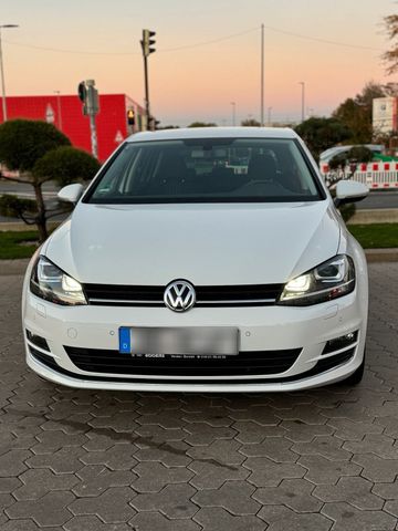 Volkswagen Auto Volkswagen Golf 7