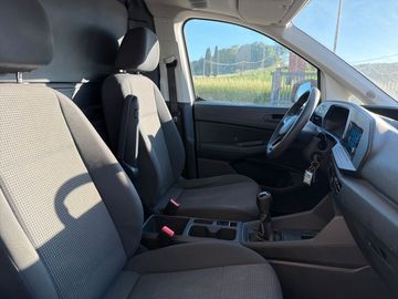 Volkswagen Caddy - 10