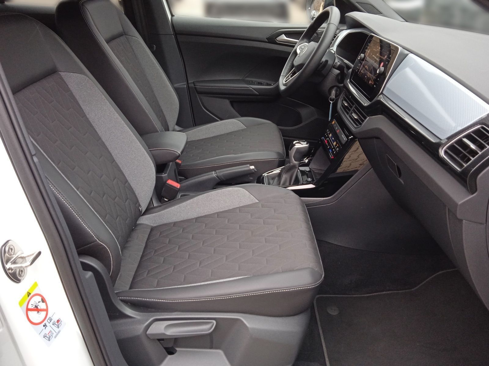 Volkswagen T-Cross - Bild 15