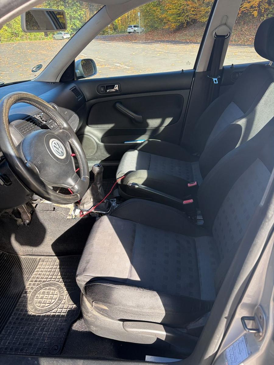 Volkswagen Golf 2005 — photo 6