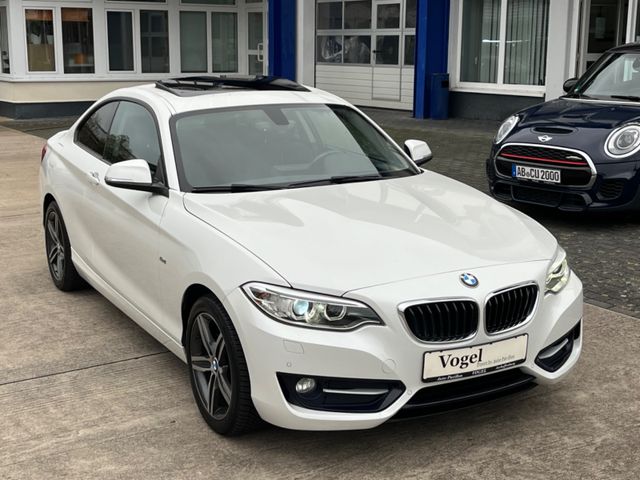 BMW 218 i Coupe Sport Line NAVI/XENON/DACH/PDC/SHZ